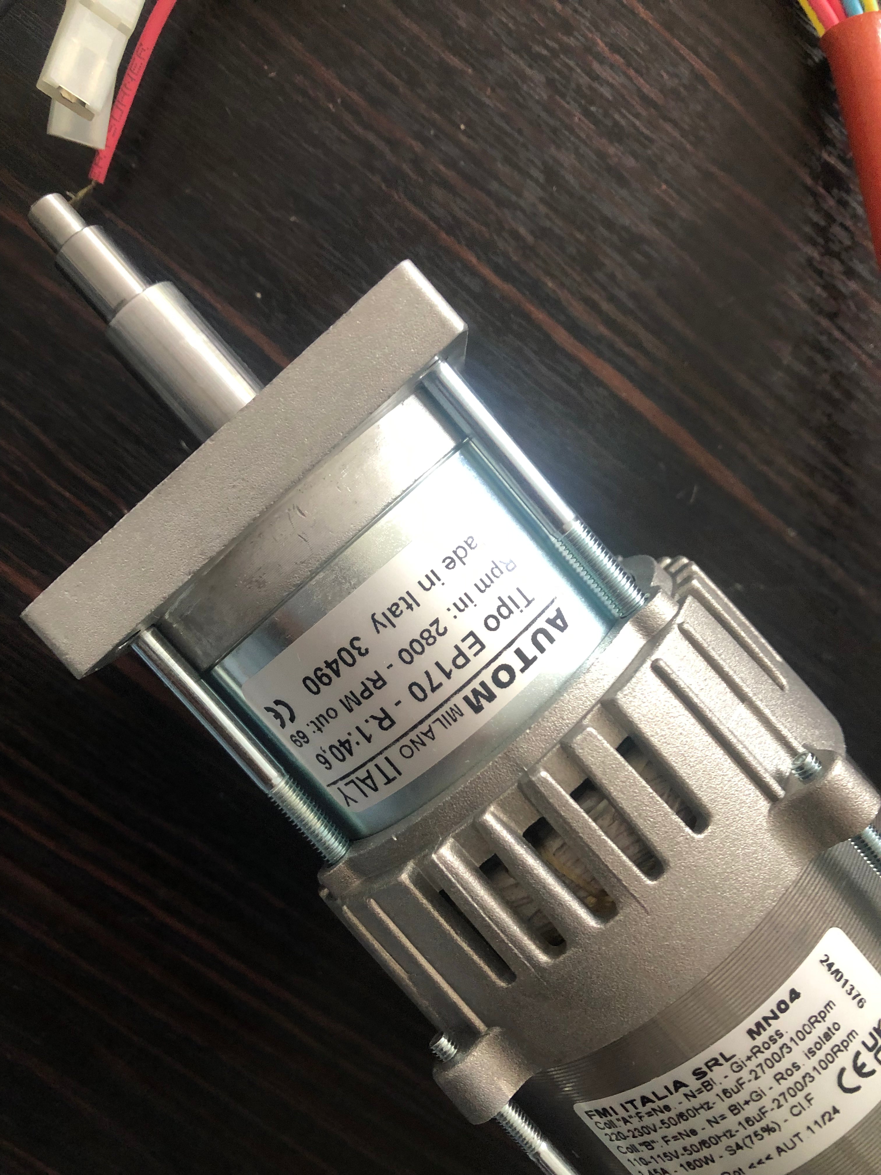 Kit Motoriduttore Pro per Macchina Pasta Professionale 032-034 Imperia – Codice KRMN-A22 IMPERIA